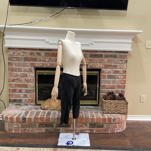 Adidas by Stella McCartney black capri leggings / S / GUC* - Picture 4 of 11